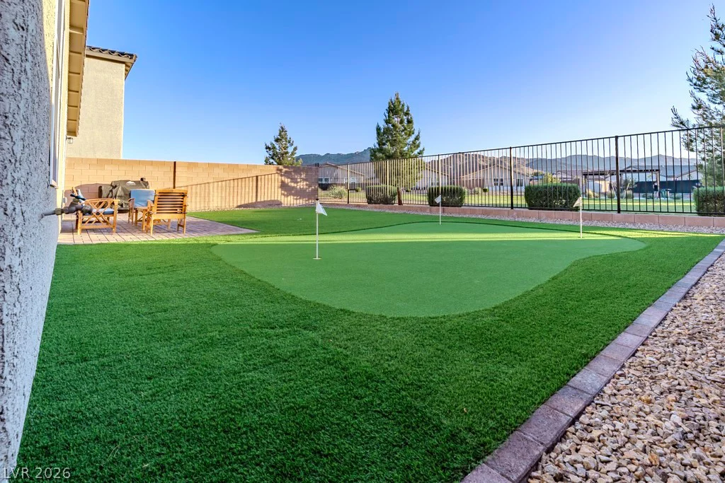 381 Bridal Veil Falls, Indian Springs, NV 89018