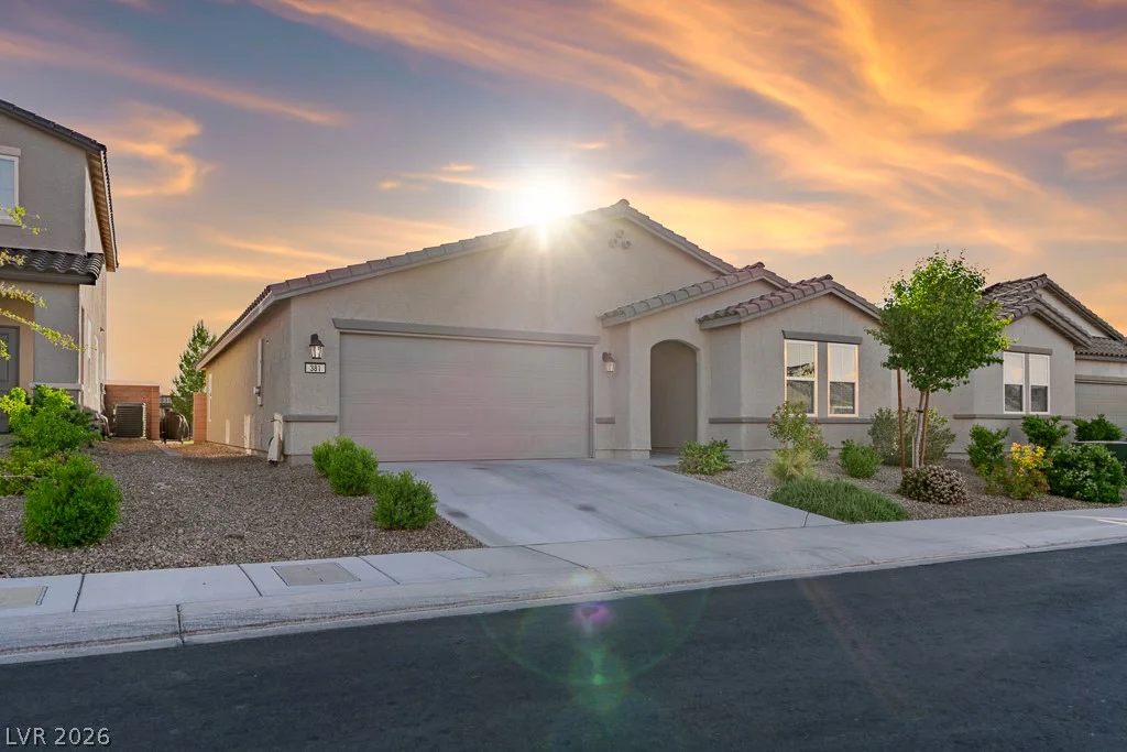 381 Bridal Veil Falls, Indian Springs, NV 89018