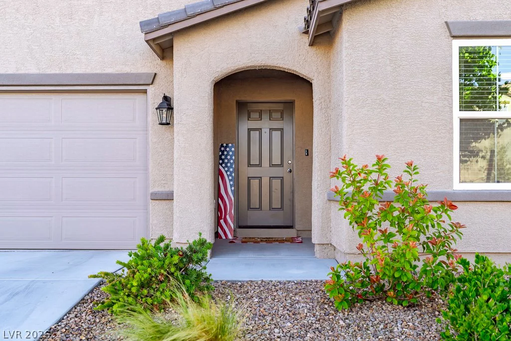 381 Bridal Veil Falls, Indian Springs, NV 89018