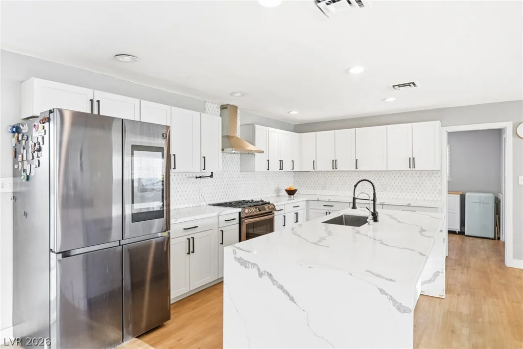 845 Kenny, Las Vegas, NV 89107