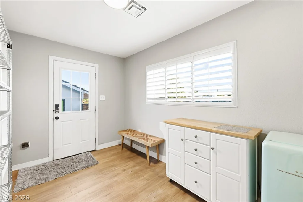 845 Kenny, Las Vegas, NV 89107
