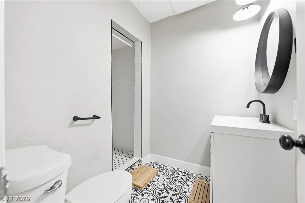 845 Kenny, Las Vegas, NV 89107