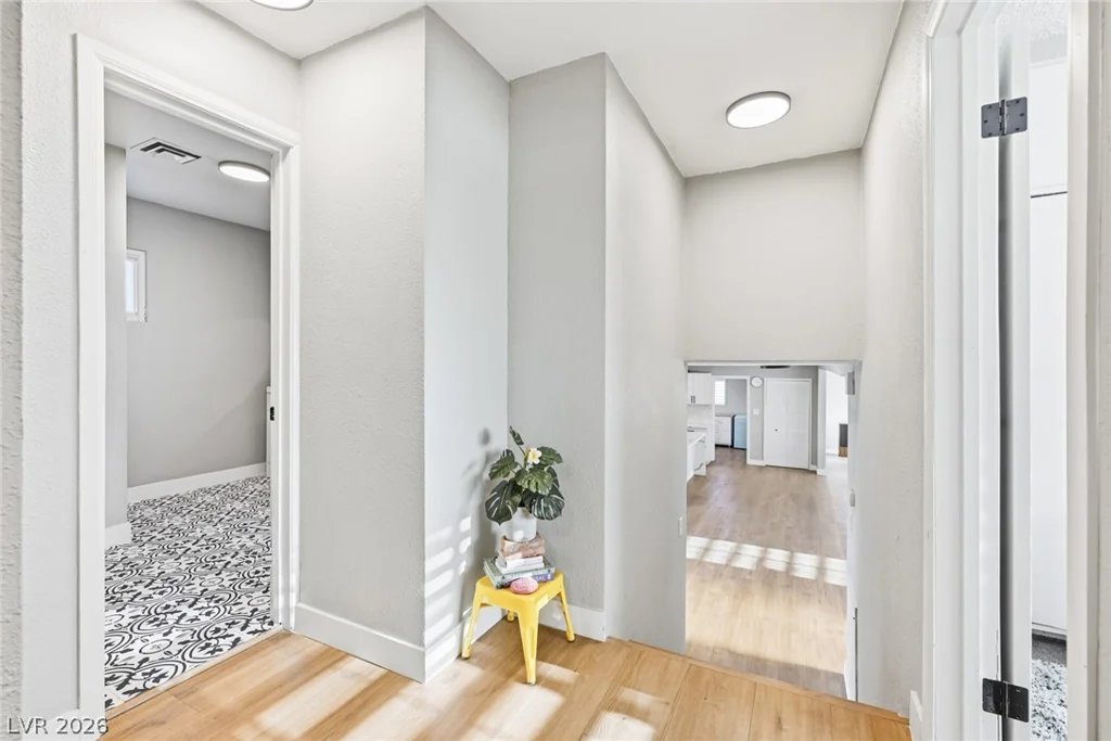 845 Kenny, Las Vegas, NV 89107