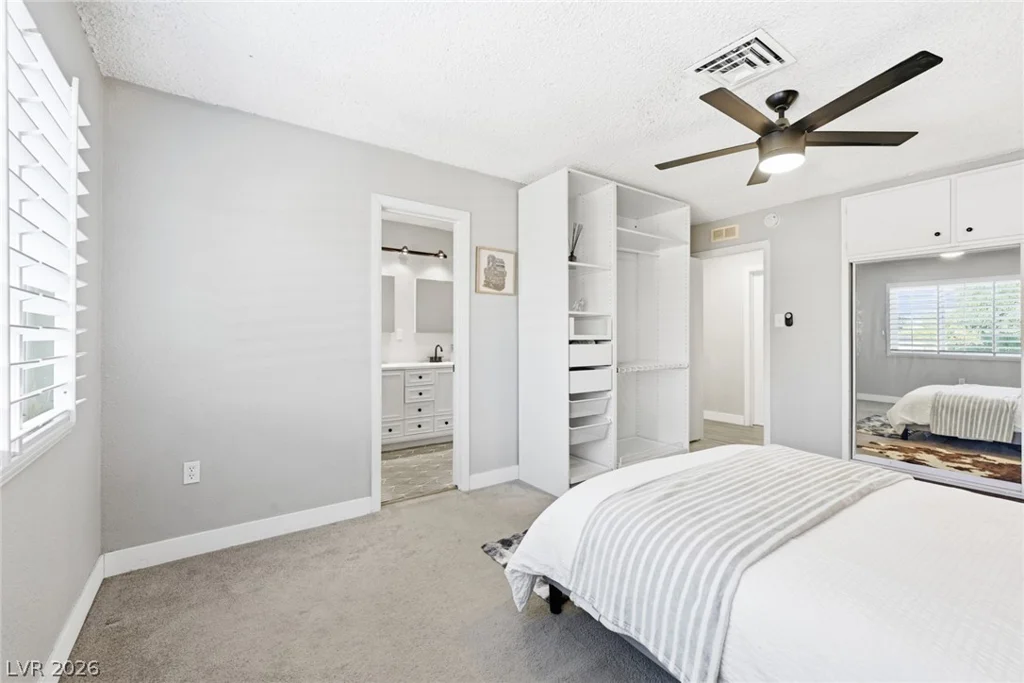 845 Kenny, Las Vegas, NV 89107
