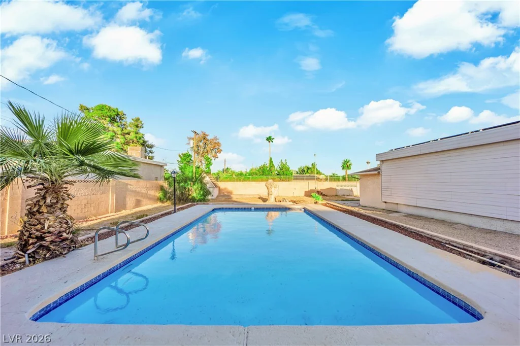 845 Kenny, Las Vegas, NV 89107