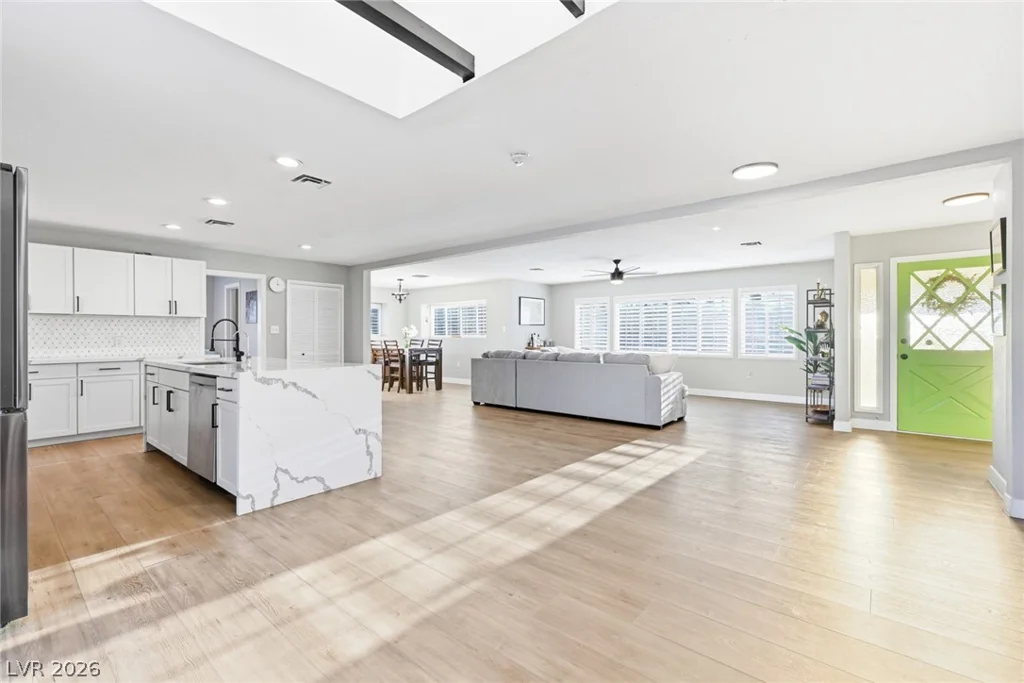 845 Kenny, Las Vegas, NV 89107