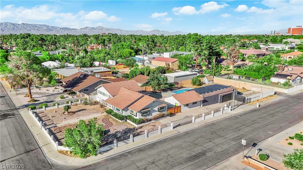 845 Kenny, Las Vegas, NV 89107