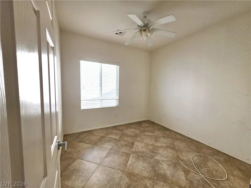 2376 Mourning Warbler, North Las Vegas, NV 89084