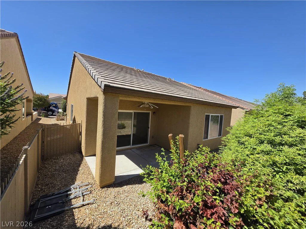 2376 Mourning Warbler, North Las Vegas, NV 89084