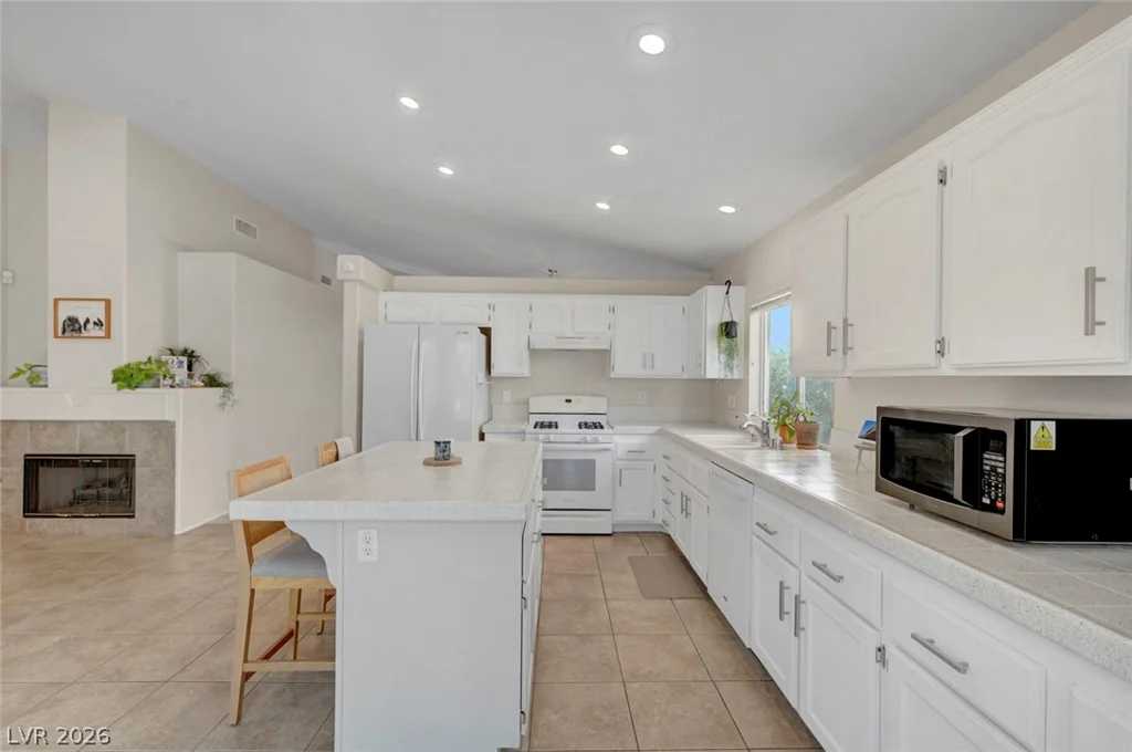 1304 Bainberry Ridge, Las Vegas, NV 89144