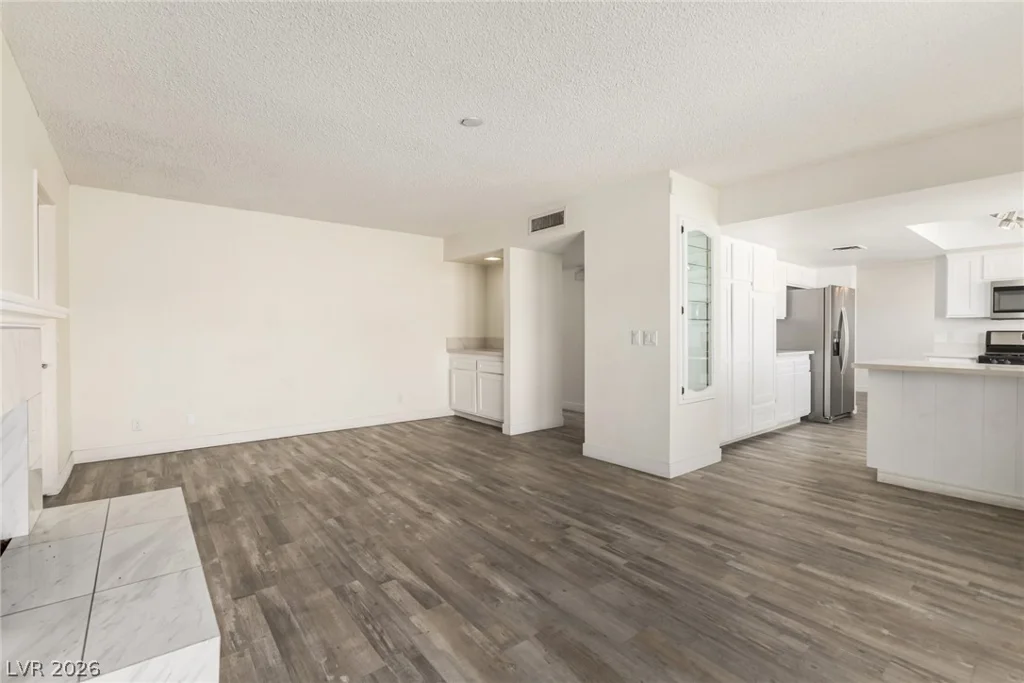 3709 Pamplona, Las Vegas, NV 89103