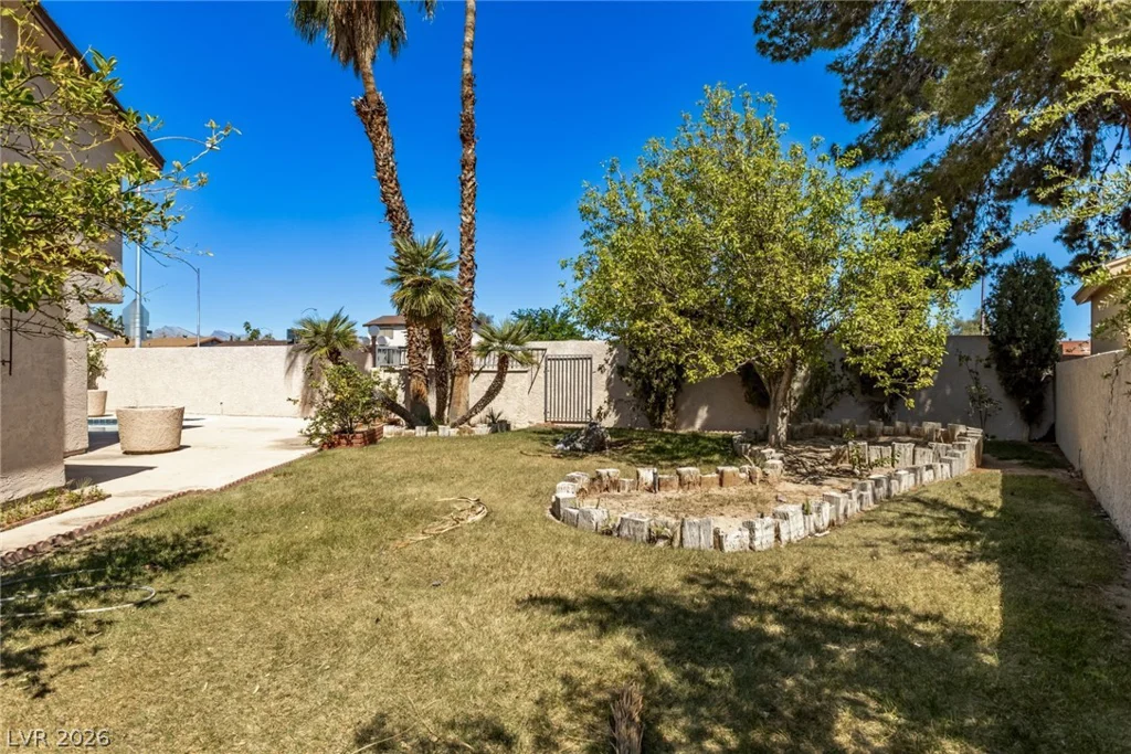 3709 Pamplona, Las Vegas, NV 89103