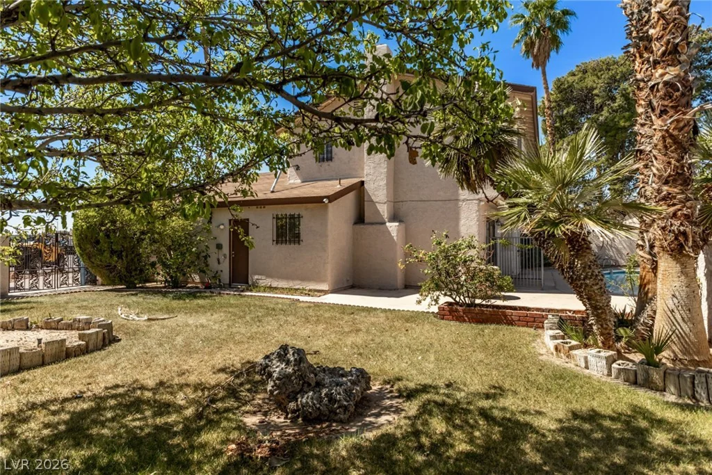 3709 Pamplona, Las Vegas, NV 89103