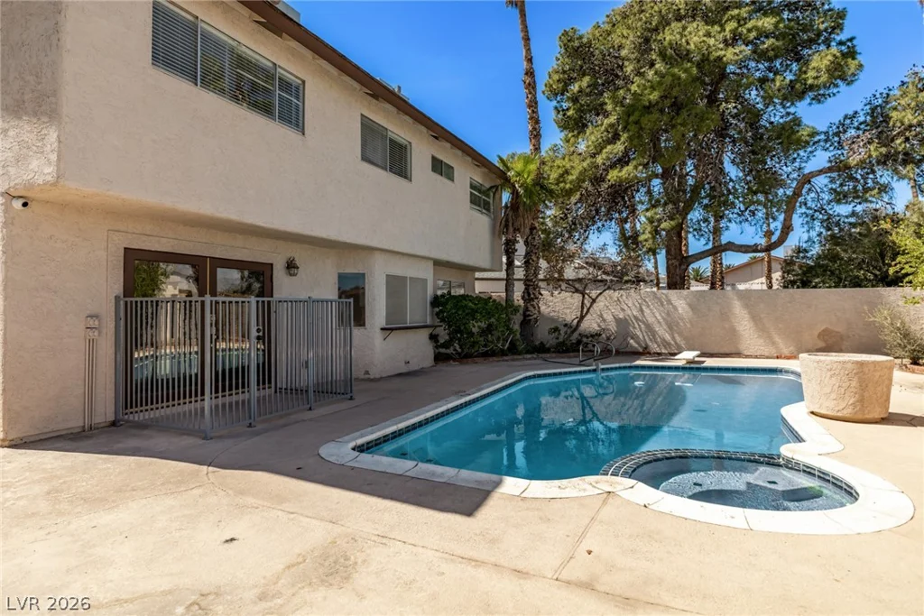3709 Pamplona, Las Vegas, NV 89103