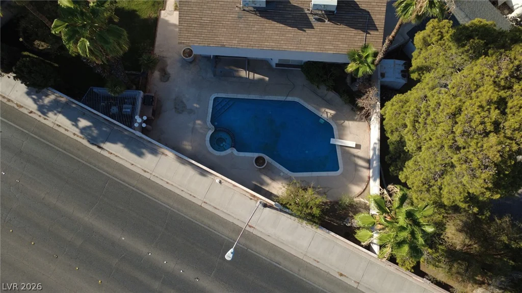 3709 Pamplona, Las Vegas, NV 89103
