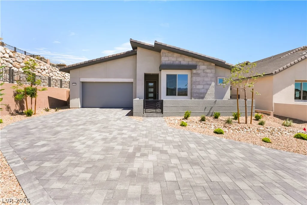1060 Skyview Cove, Las Vegas, NV 89138
