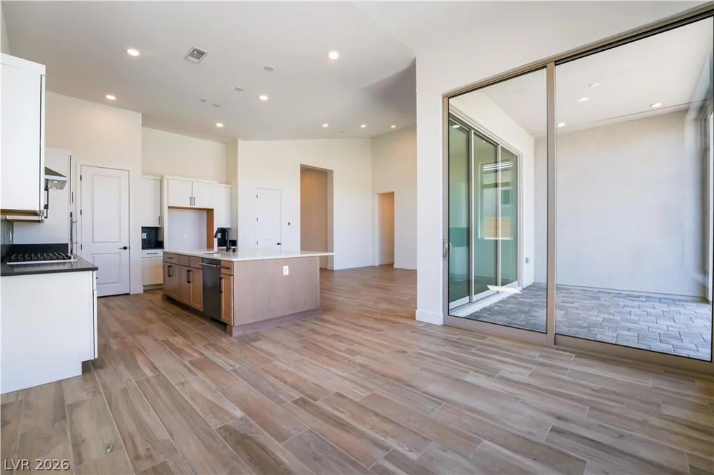 1060 Skyview Cove, Las Vegas, NV 89138