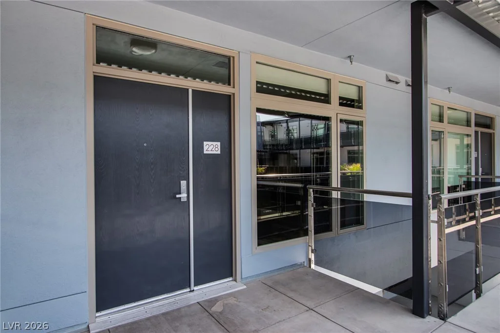 8925 Flamingo, Las Vegas, NV 89147