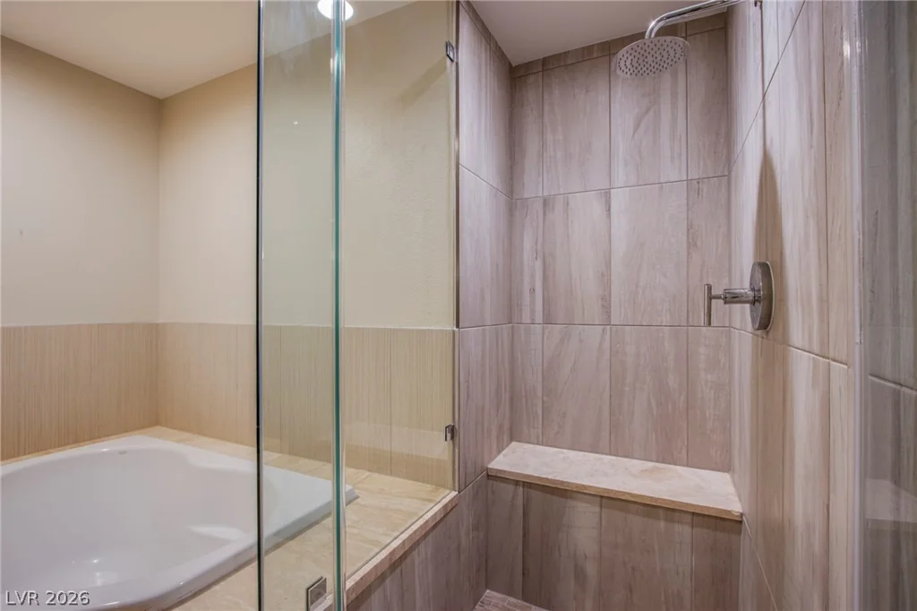 8925 Flamingo, Las Vegas, NV 89147
