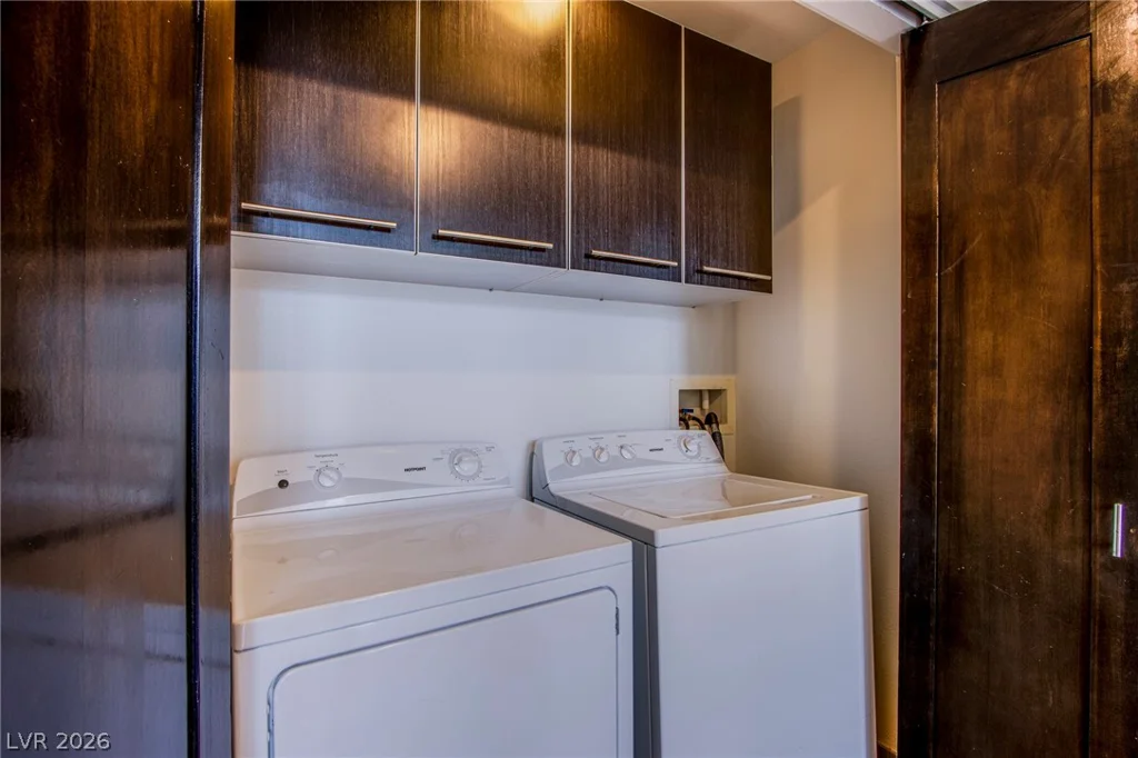 8925 Flamingo, Las Vegas, NV 89147