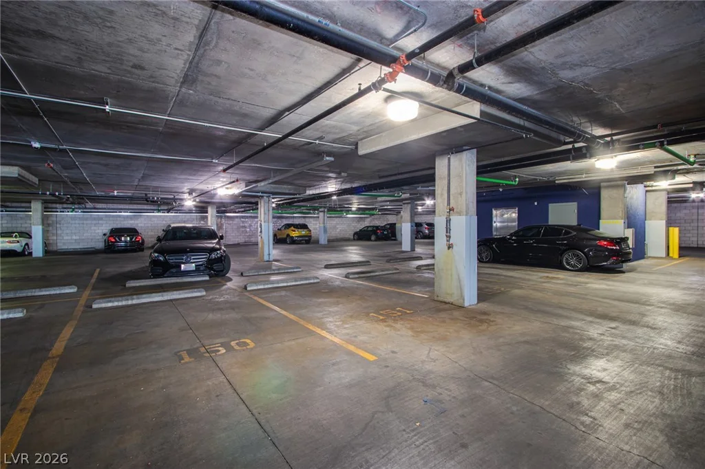 8925 Flamingo, Las Vegas, NV 89147