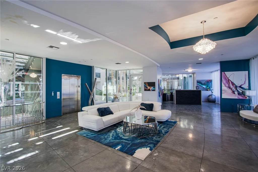 8925 Flamingo, Las Vegas, NV 89147