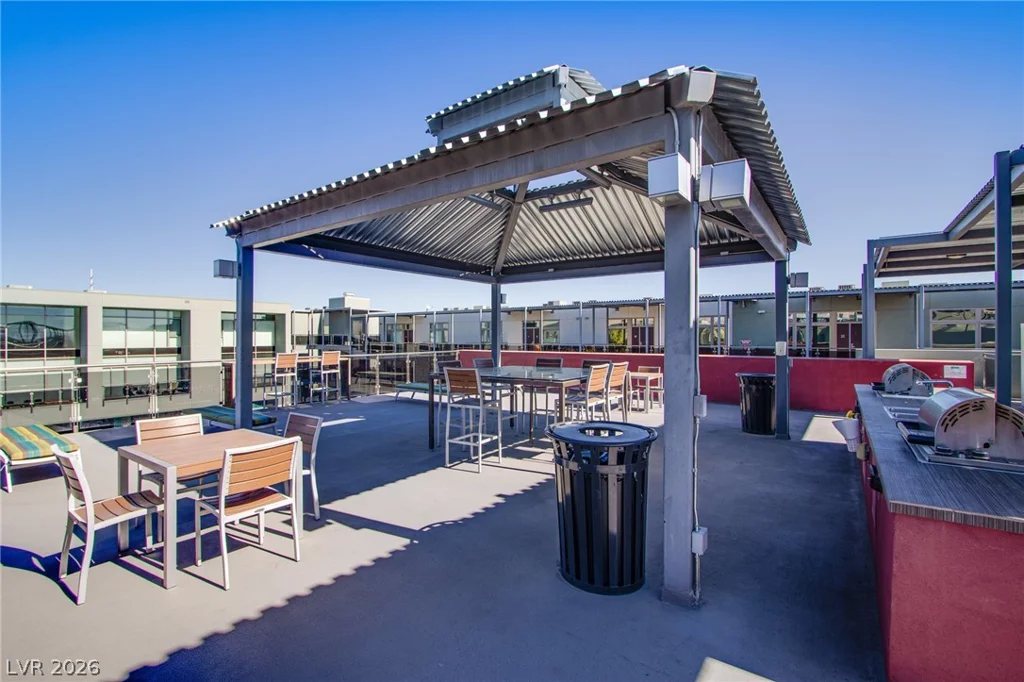 8925 Flamingo, Las Vegas, NV 89147