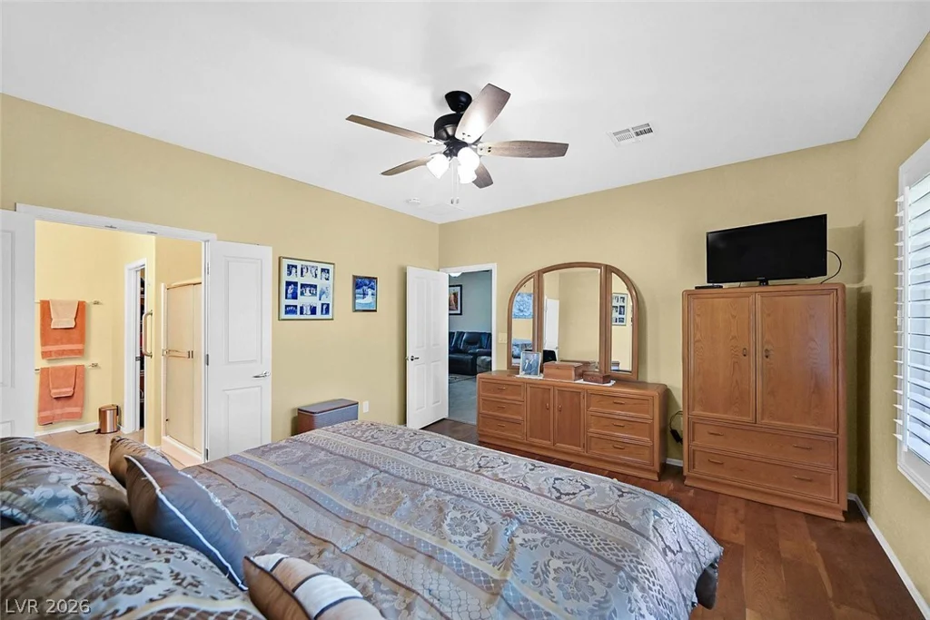 7525 Lintwhite, North Las Vegas, NV 89084