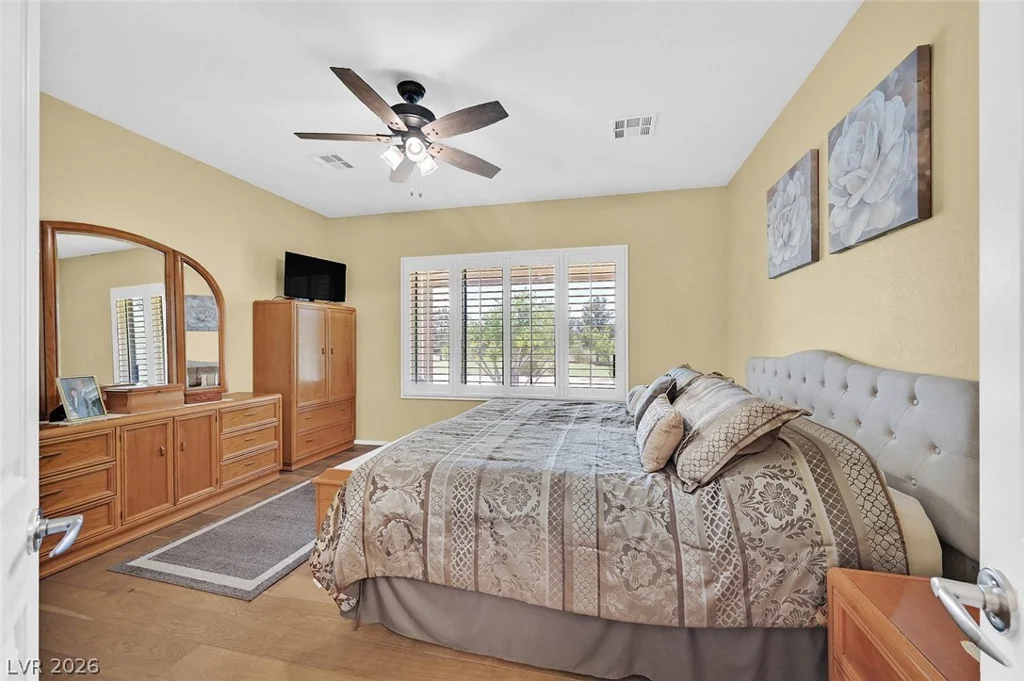 7525 Lintwhite, North Las Vegas, NV 89084