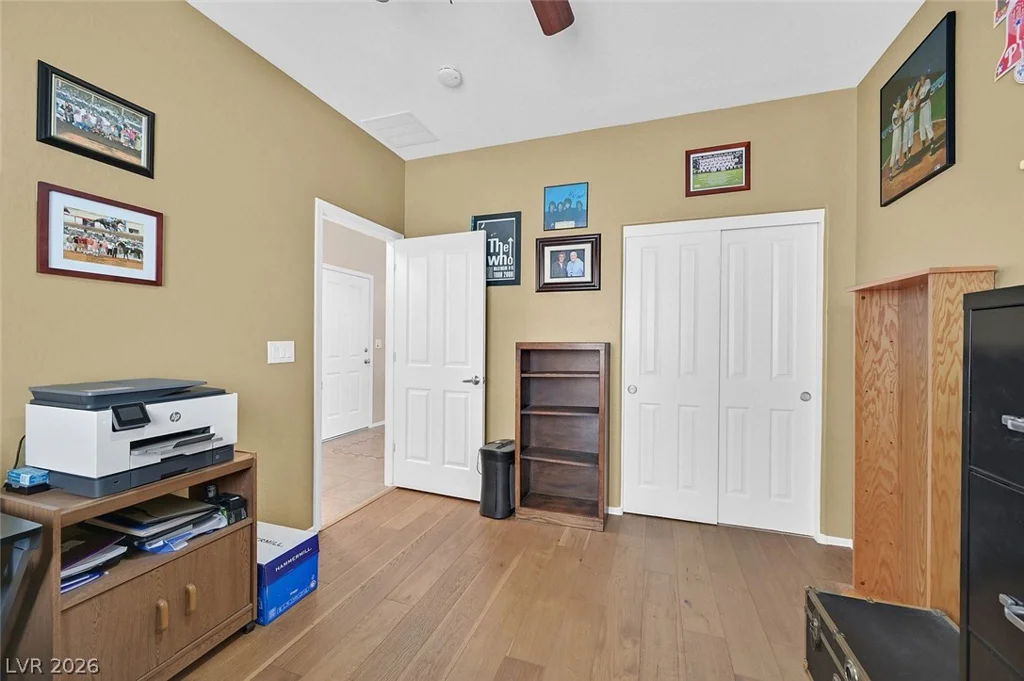 7525 Lintwhite, North Las Vegas, NV 89084