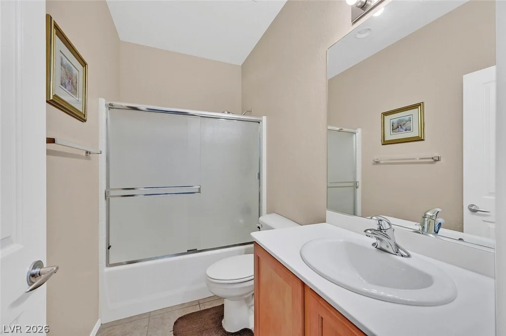 7525 Lintwhite, North Las Vegas, NV 89084