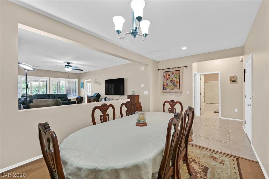 7525 Lintwhite, North Las Vegas, NV 89084