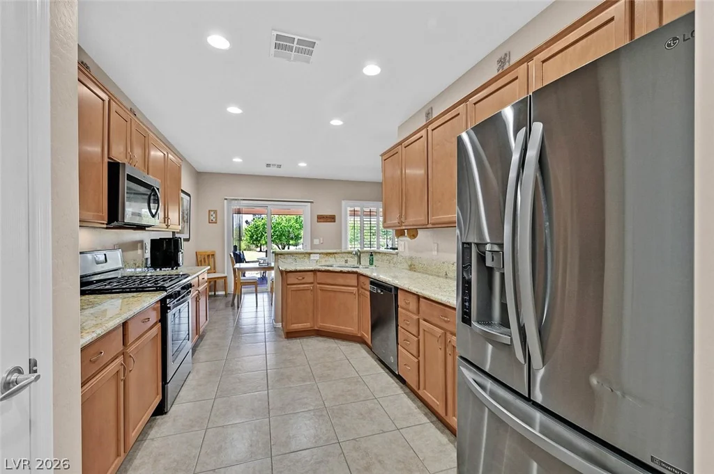 7525 Lintwhite, North Las Vegas, NV 89084