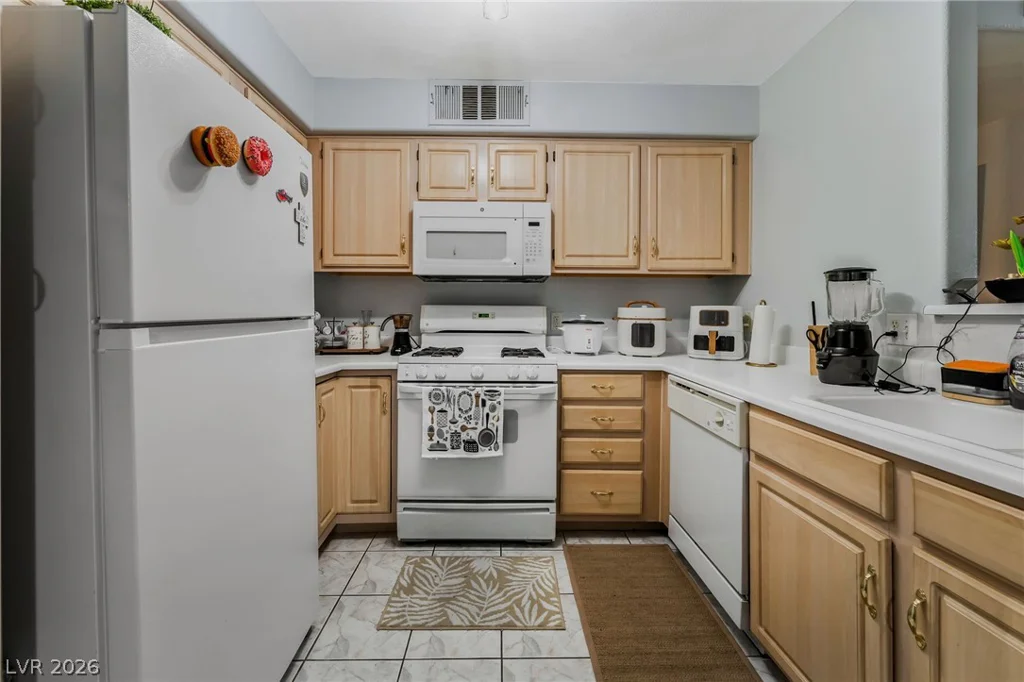 5710 Tropicana, Las Vegas, NV 89122