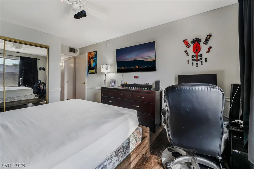 5710 Tropicana, Las Vegas, NV 89122