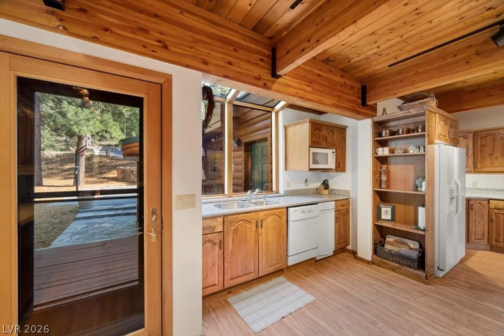 240 Alpine Crest, Mount Charleston, NV 89124
