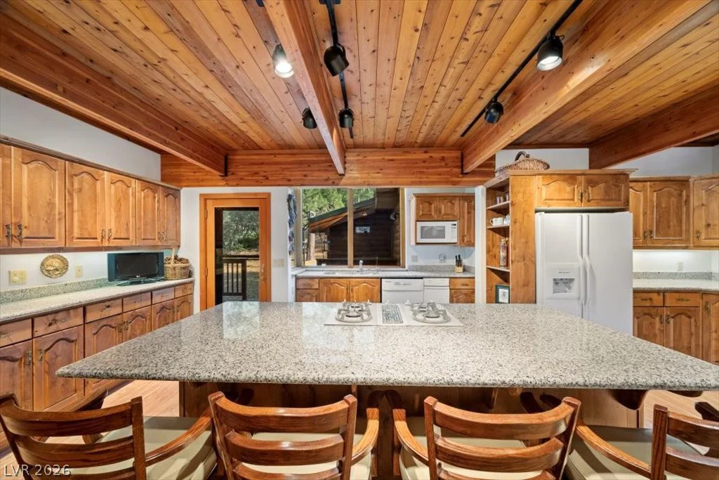240 Alpine Crest, Mount Charleston, NV 89124