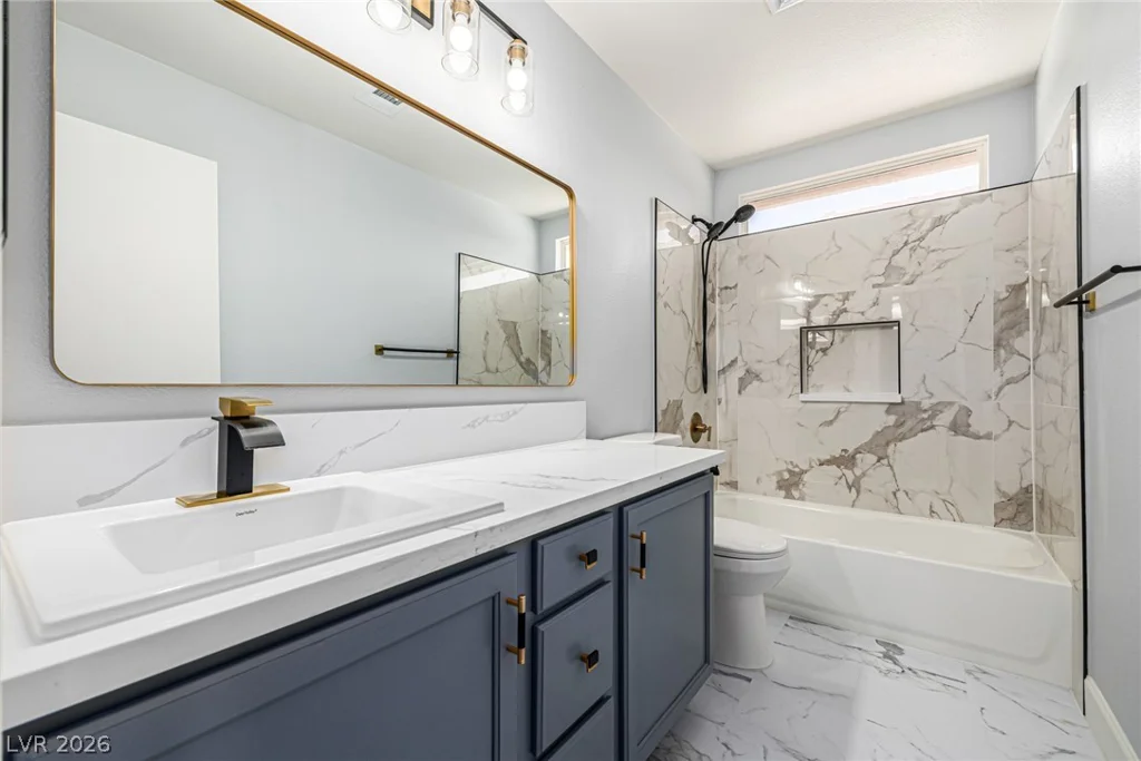 1043 Silver Creek, Las Vegas, NV 89183