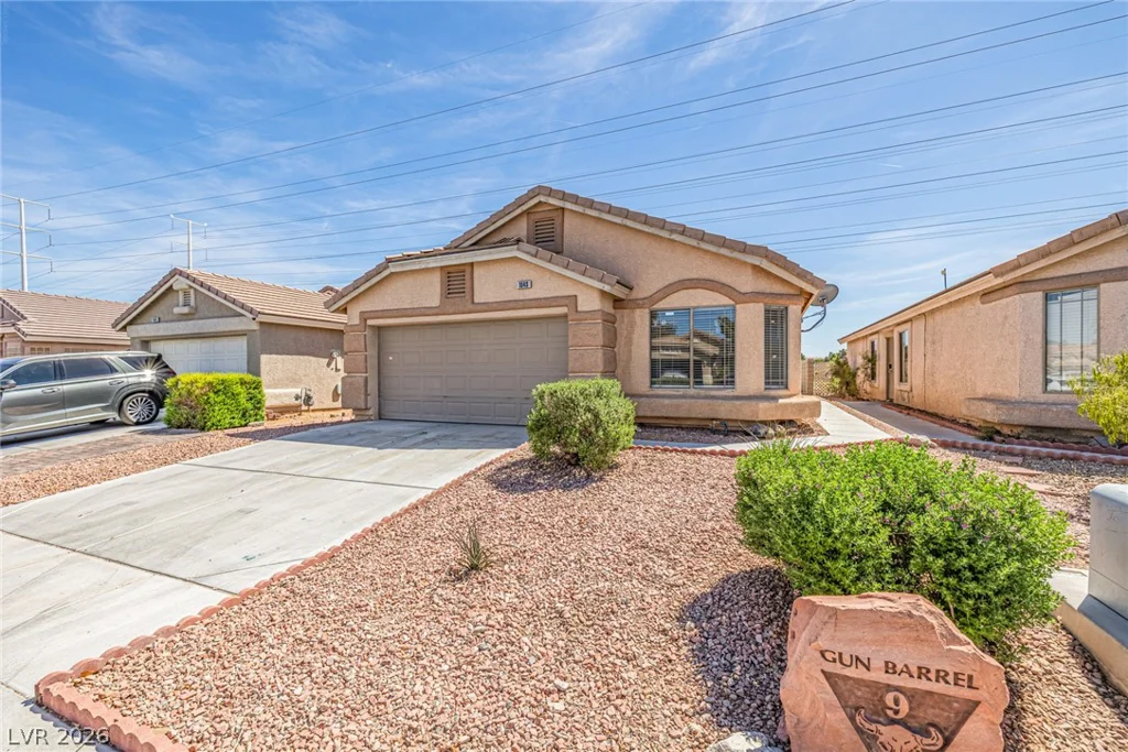 1043 Silver Creek, Las Vegas, NV 89183