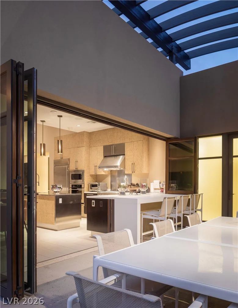 55 Skybird, Las Vegas, NV 89135