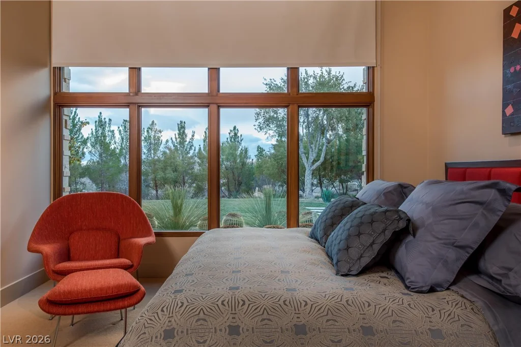 55 Skybird, Las Vegas, NV 89135