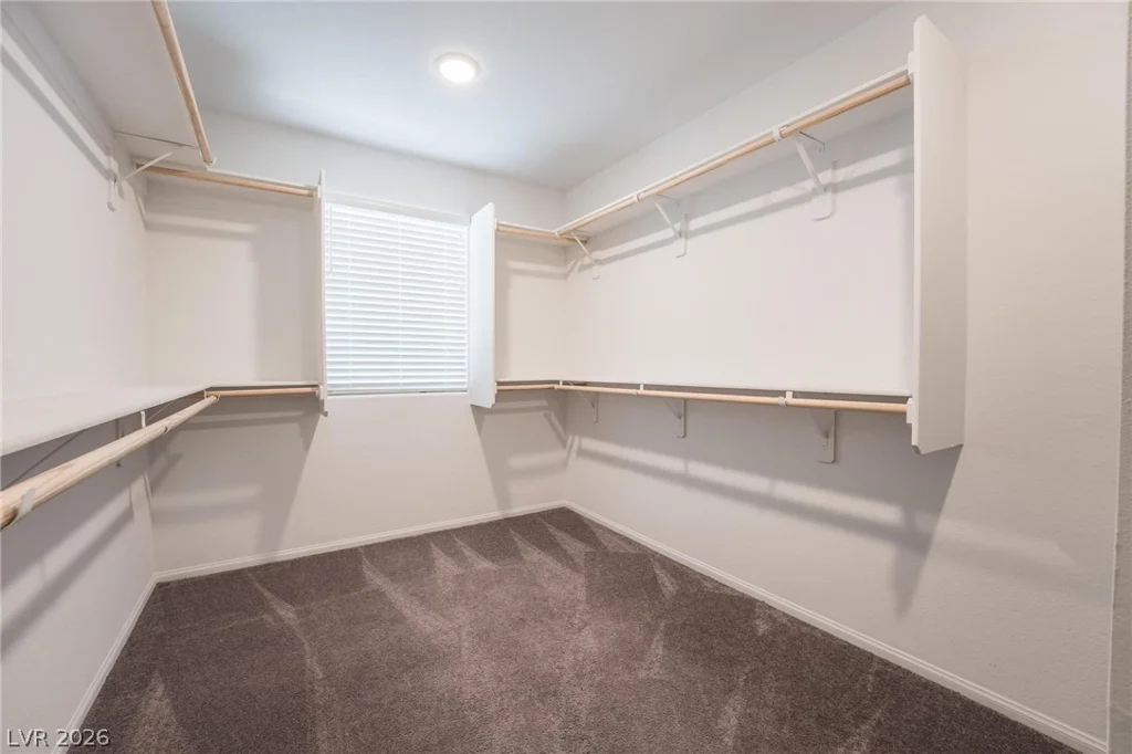 5340 Chase, North Las Vegas, NV 89081