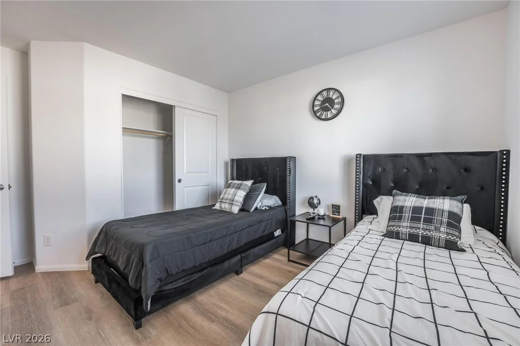5340 Chase, North Las Vegas, NV 89081