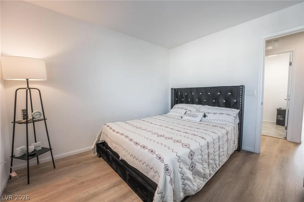 5340 Chase, North Las Vegas, NV 89081