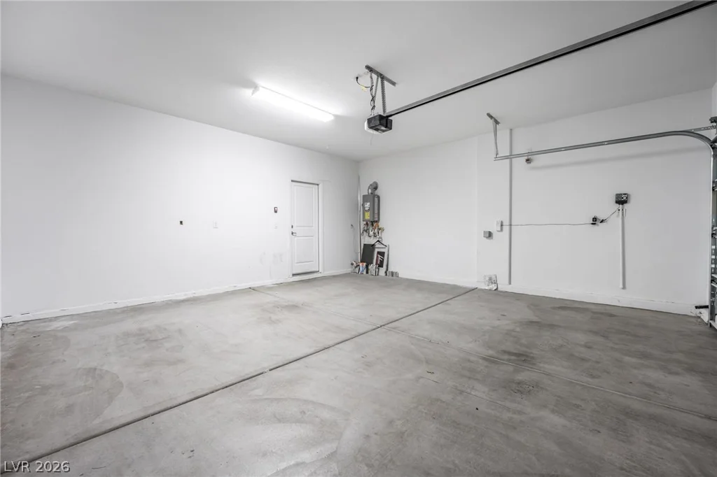 5340 Chase, North Las Vegas, NV 89081