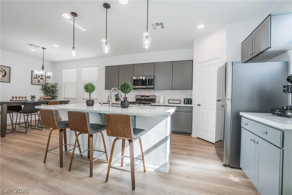 5340 Chase, North Las Vegas, NV 89081