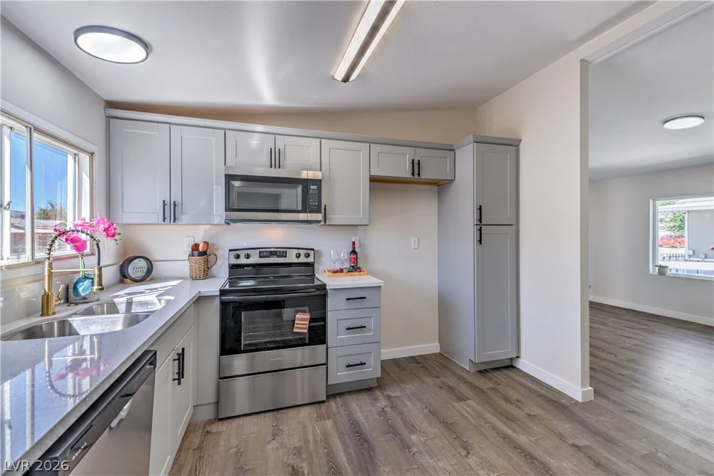 31 Tonopah, Pahrump, NV 89048