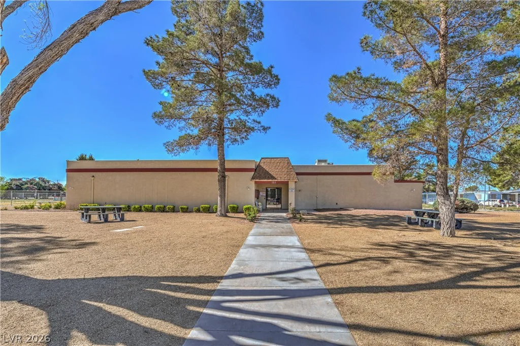 31 Tonopah, Pahrump, NV 89048