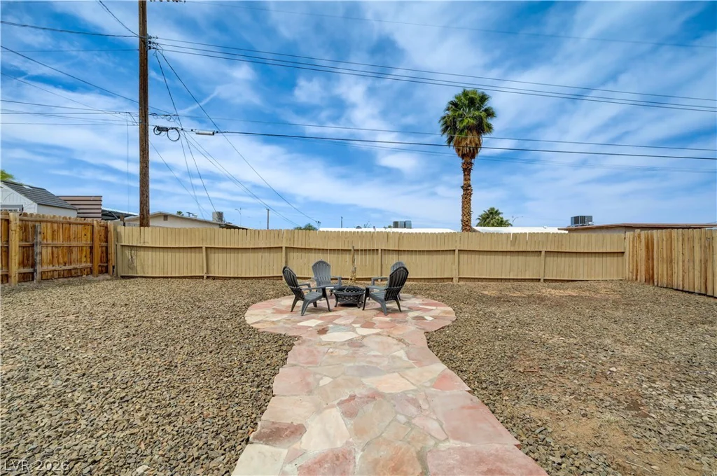 6344 Evergreen, Las Vegas, NV 89107
