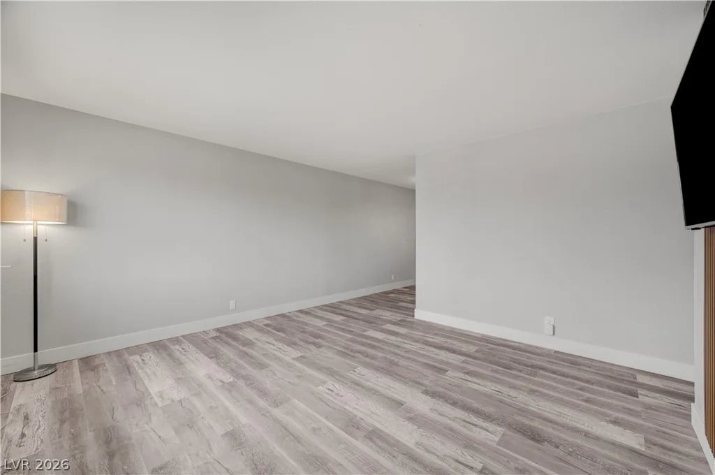 6344 Evergreen, Las Vegas, NV 89107
